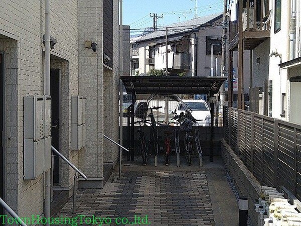 その他(駐輪場　自転車＆原付のみ駐輪可)