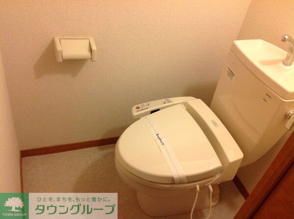 トイレ(同タイプの間取り撮影につき実際の物件とは異なる場合があります)