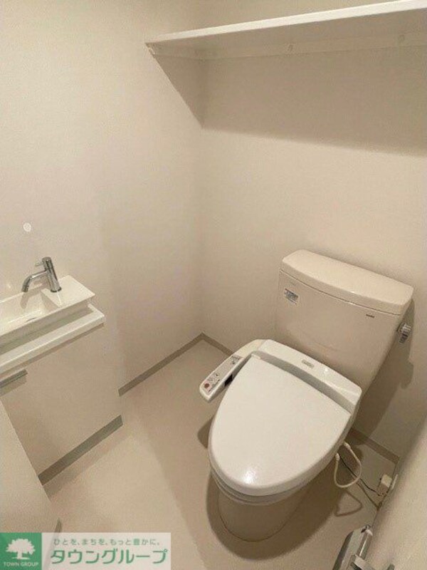 トイレ(お部屋探しは株式会社　タウンハウジング　までお気軽にお問合…)
