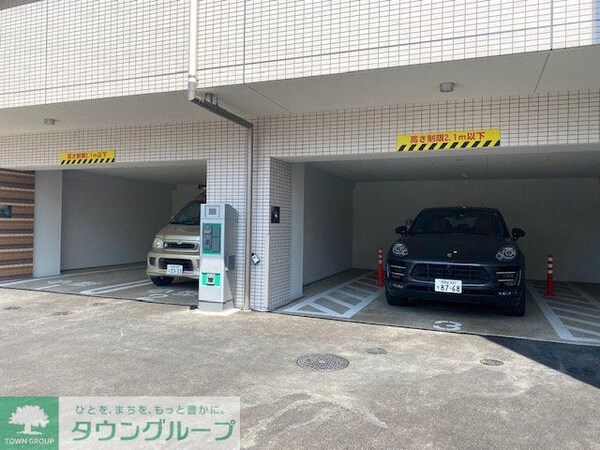 駐車場(駐車場)