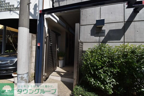 エントランス(外観・共有部分)
