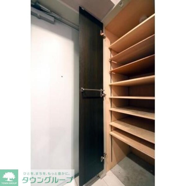 玄関(※写真は同タイプ住戸です。)