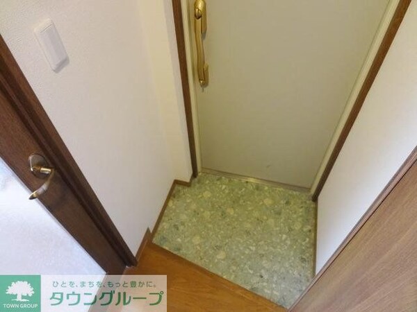 玄関(※別部屋参考写真です)