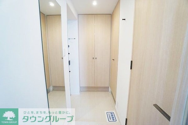 玄関(お部屋探しは株式会社　タウンハウジング　までお気軽にお問合…)