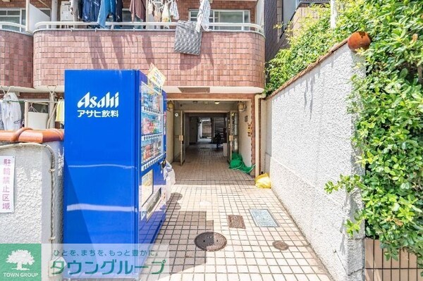エントランス(部屋探しは株式会社　タウンハウジング　までお気軽にお問合せ…)