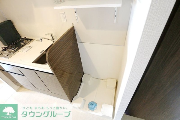 キッチン(洗濯機置き場)