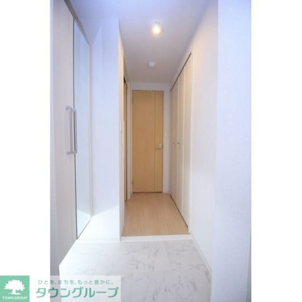 玄関(お部屋探しは株式会社　タウンハウジング　までお気軽にお問合…)