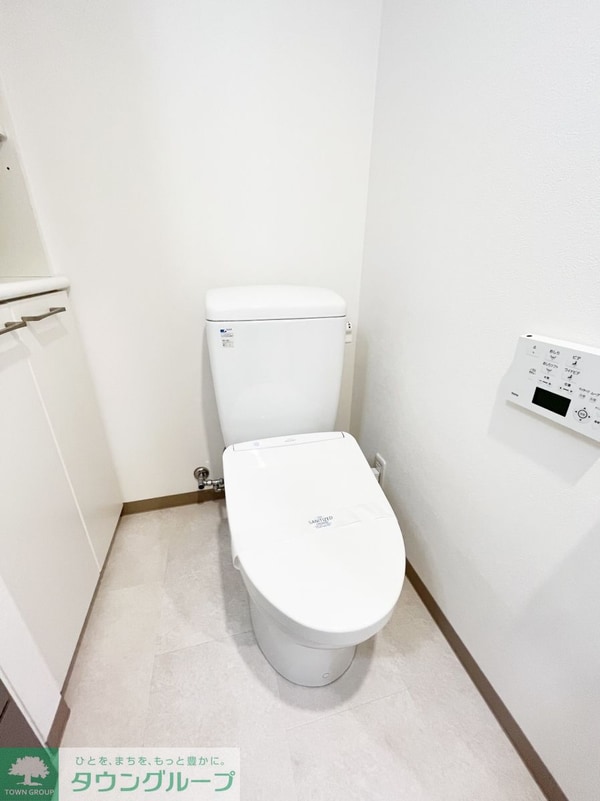 トイレ(お部屋探しは株式会社　タウンハウジング　までお気軽にお問合…)