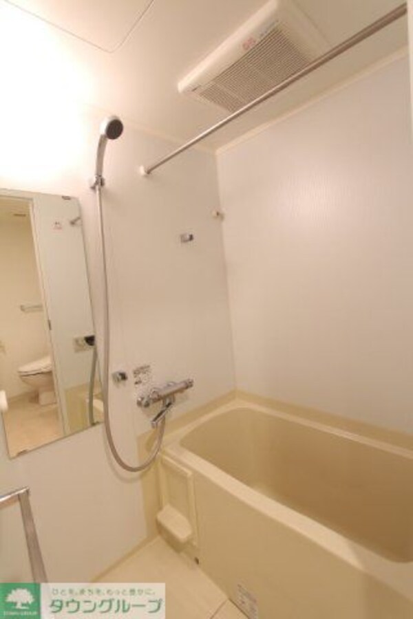 バス／シャワールーム等(※参考写真)