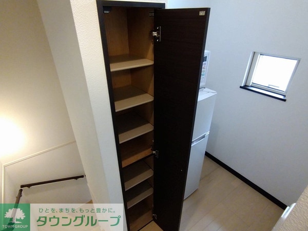 玄関(シューズボックス)