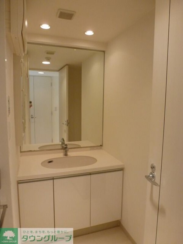 洗面(Ａ-3タイプ2013年10月撮影 同タイプ201号室の写真…)
