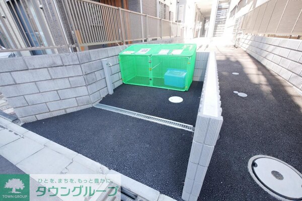 駐車場(駐車場)