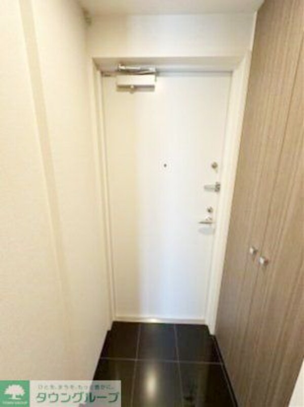 玄関(お部屋探しは株式会社　タウンハウジング　までお気軽にお問合…)