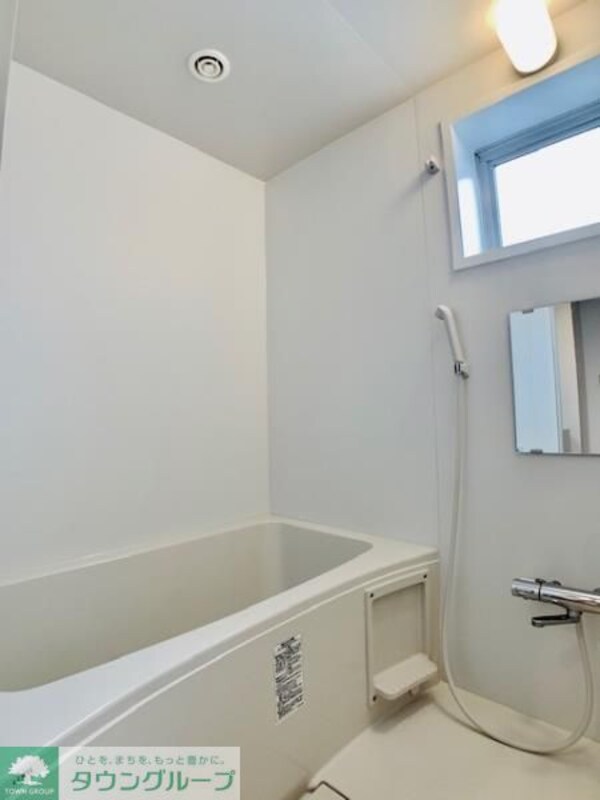 バス／シャワールーム等(※反転タイプ部屋写真参考。現況と異なる場合もございます。)