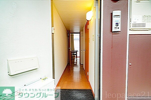 玄関(同タイプの間取り撮影につき実際の物件とは異なる場合があります)