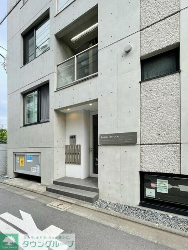 エントランス(部屋探しは株式会社　タウンハウジング　までお気軽にお問合せ…)