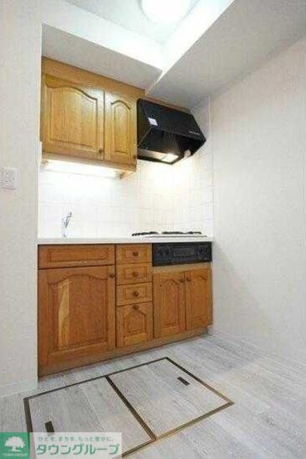 キッチン(システムキッチン（3口ガスコンロ・グリル付）)