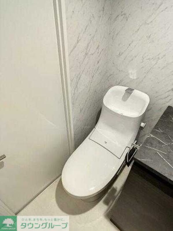 トイレ(お部屋探しは株式会社　タウンハウジング　までお気軽にお問合…)