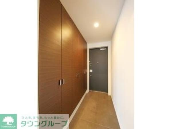 玄関(お部屋探しは株式会社　タウンハウジング　までお気軽にお問合…)