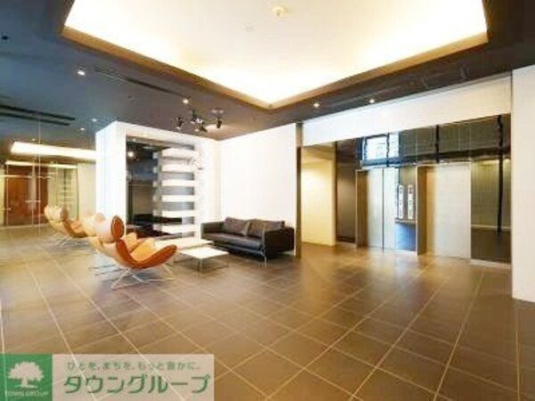 ロビー(部屋探しは株式会社　タウンハウジング　までお気軽にお問合せ…)