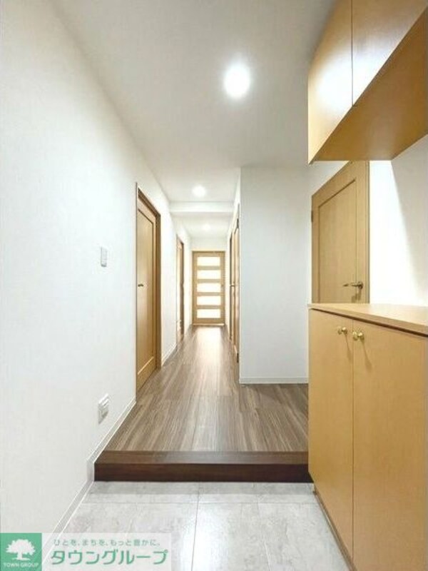 玄関(お部屋探しは株式会社　タウンハウジング　までお気軽にお問合…)