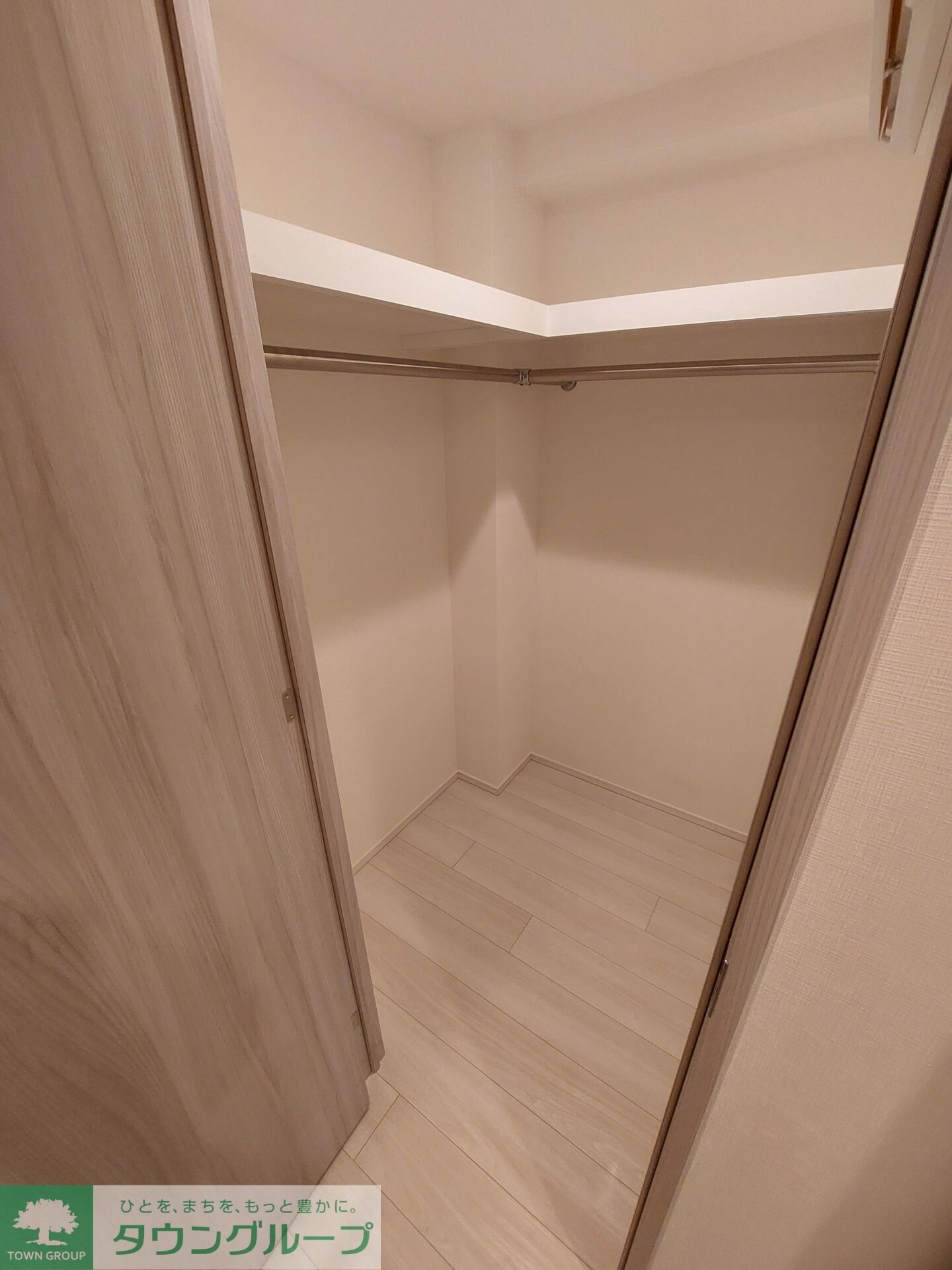 物件内観写真15　(収納)