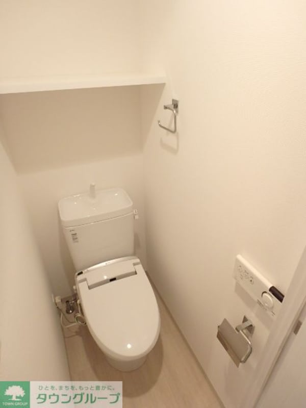 トイレ(シャワー付きトイレ)