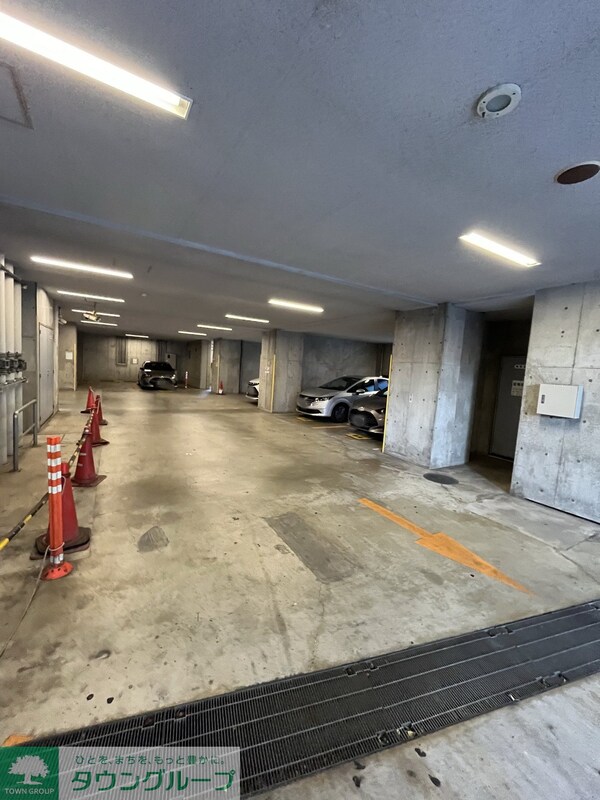 駐車場(駐車場)