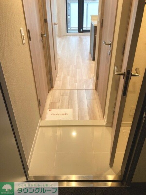 玄関(※写真は同タイプ住戸です。)