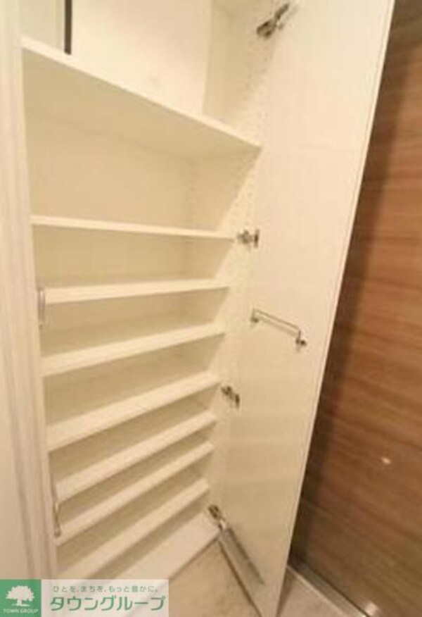 玄関(別部屋参考写真)