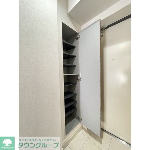 玄関(シューズボックス)