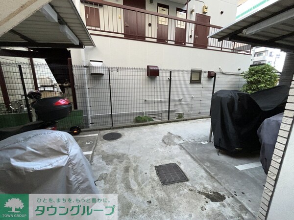 駐車場(駐車場)