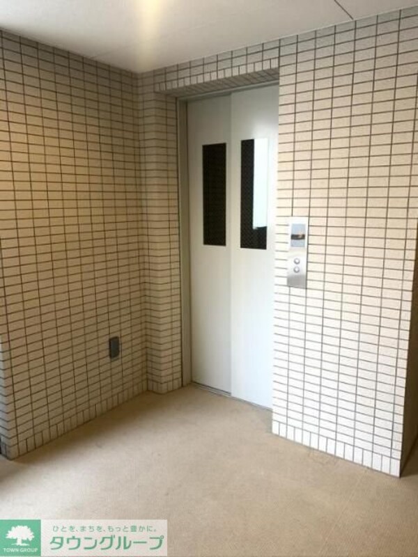 エントランス(エントランス)