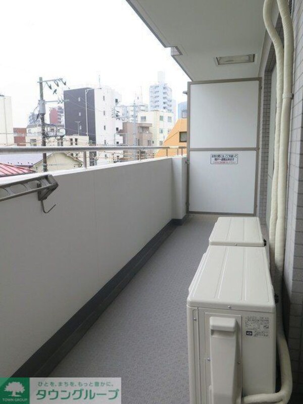 バルコニー