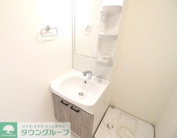 洗面(洗面別室参照)