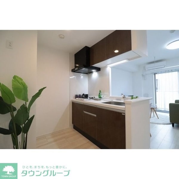 キッチン(家具・調度品等は実際の賃貸住居には含まれません。)