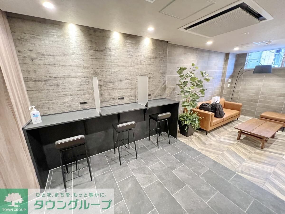 物件内観写真22　(エントランス)