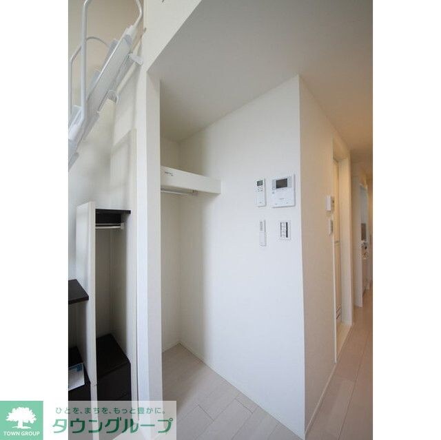 物件内観写真19　(玄関)