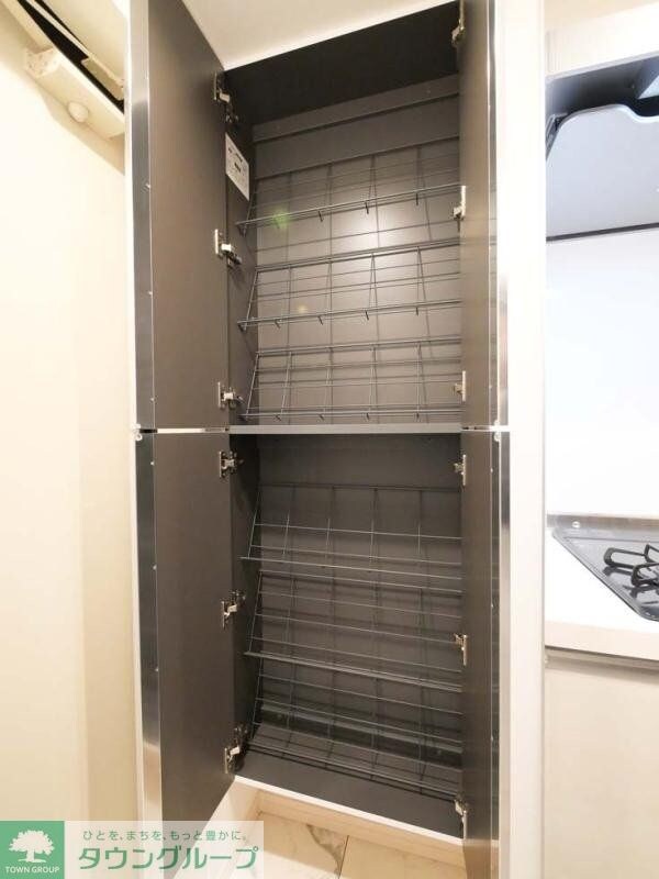 物件内観写真11　(収納)