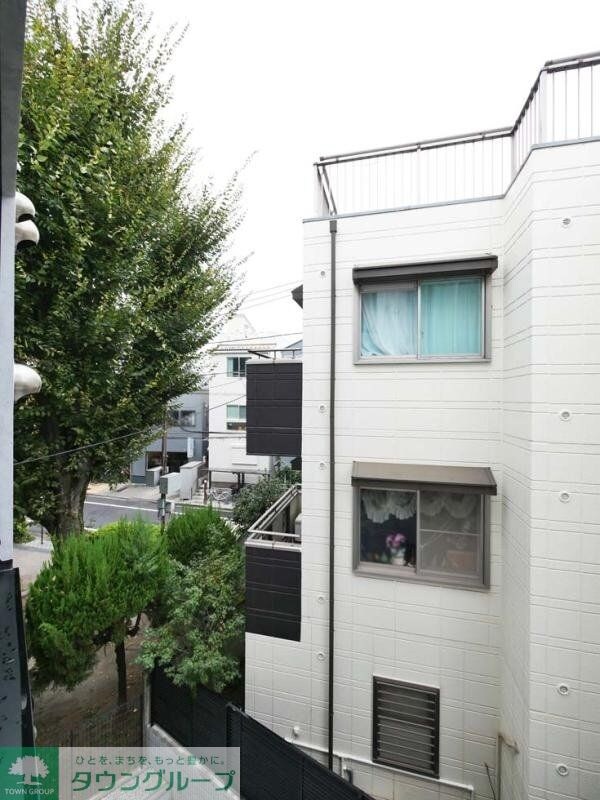 物件内観写真12　(エントランス)