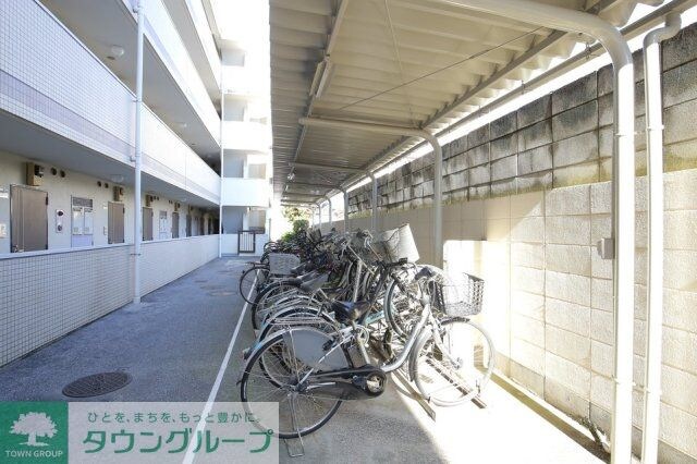 物件内観写真22　(駐輪場)