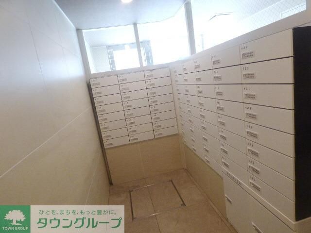 物件内観写真16　(郵便受け)