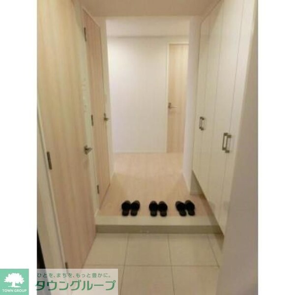 玄関(※写真は同タイプ住戸です。)