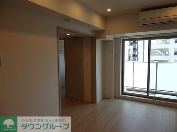 リビング・居室(※2025年5月8日撮影（建設中・703号室参照）)