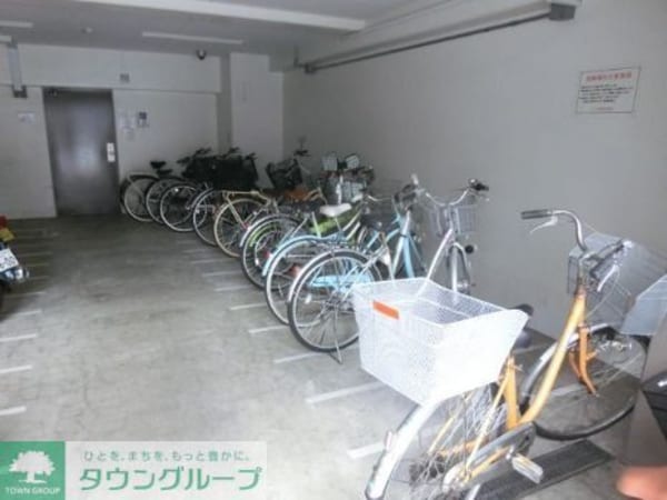 駐車場(駐車場)