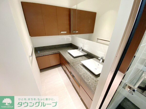 洗面(お問合せは(株)タウンハウジング赤坂店へ【03-5563-…)