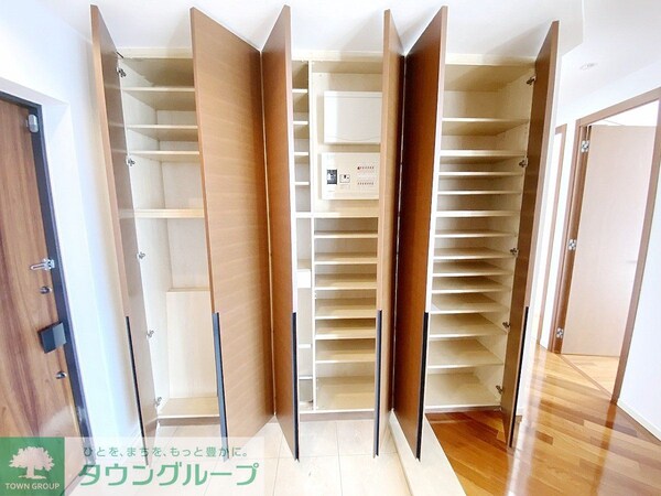 収納(お問合せは(株)タウンハウジング赤坂店へ【03-5563-…)