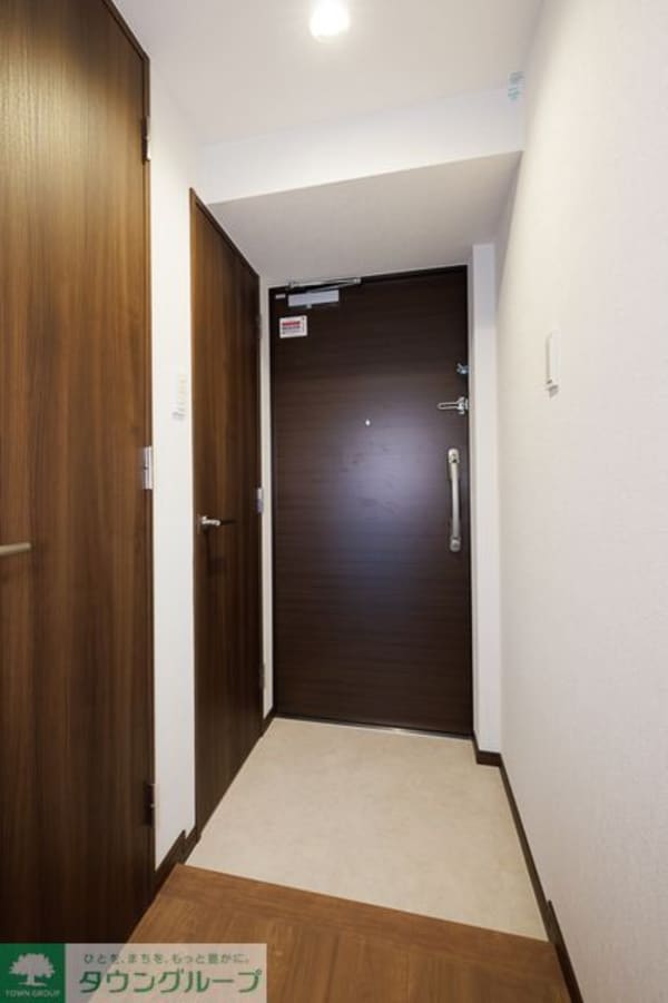 玄関(※写真は同タイプ住戸です。)