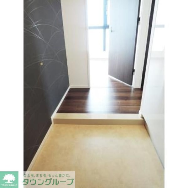 玄関(※写真は同タイプ住戸です。)