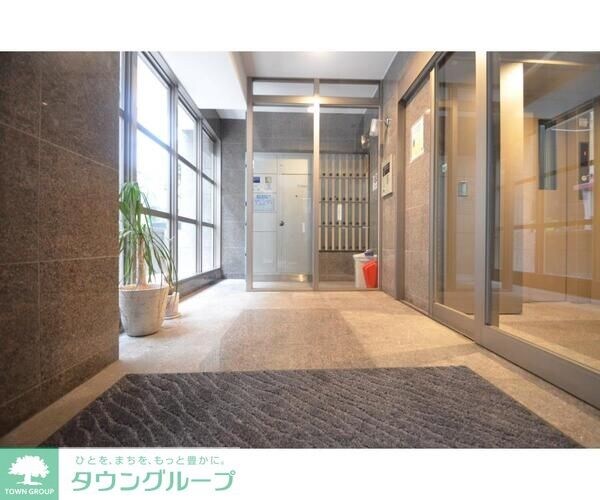 エントランス(エントランス)